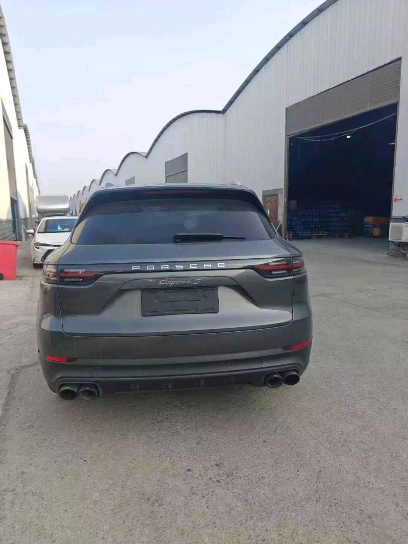 长沙19年保时捷卡宴5