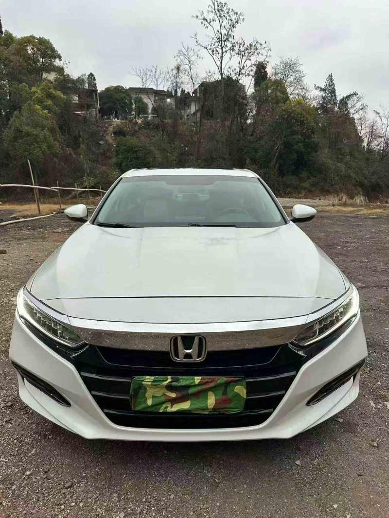 湘潭20年本田雅阁1