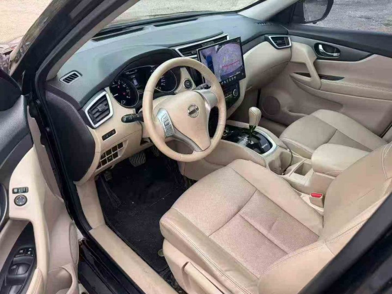 佛山15年日产奇骏7