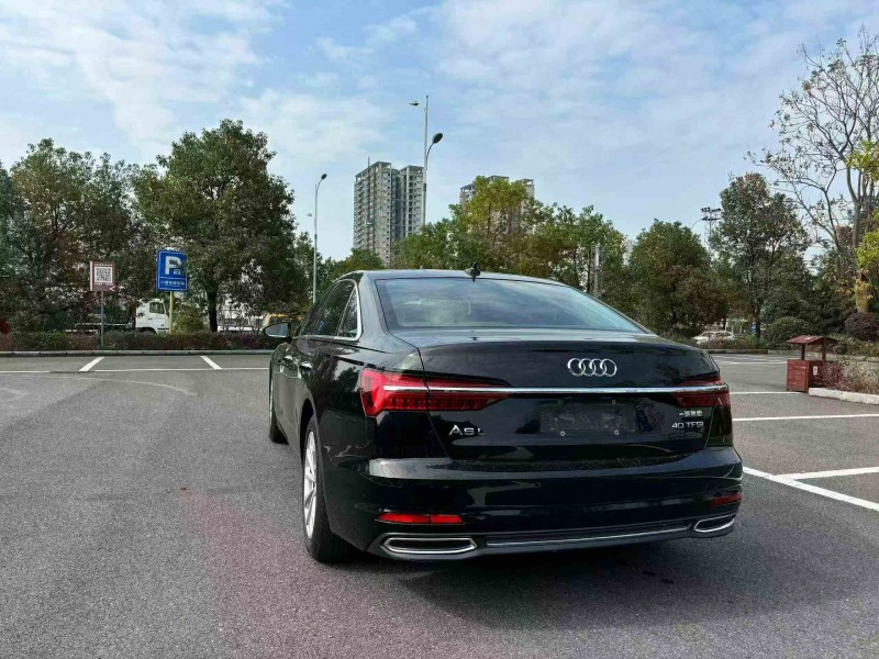 重庆19年奥迪A6L8