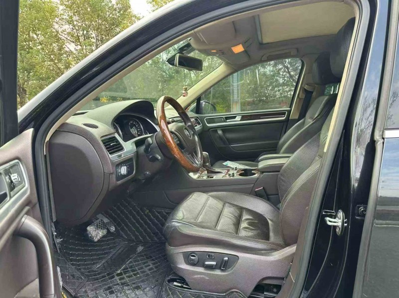 重庆12年大众途锐6