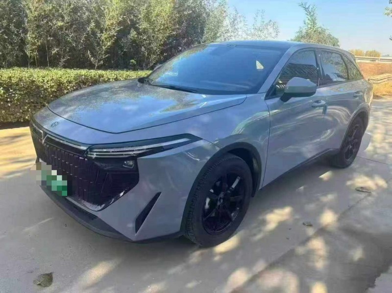 保定24年启辰大V3