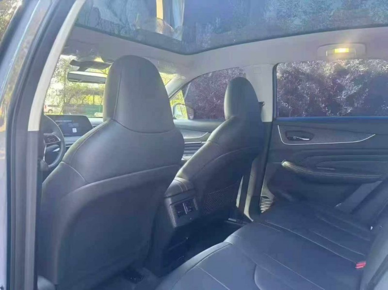 保定24年启辰大V5