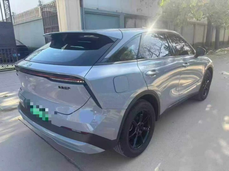 保定24年启辰大V7