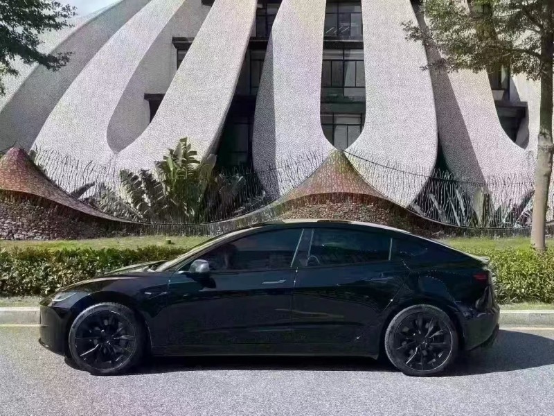 广州23年特斯拉MODEL 38