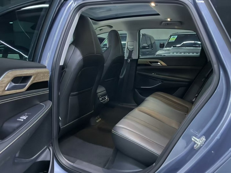 深圳22年小鹏汽车P55