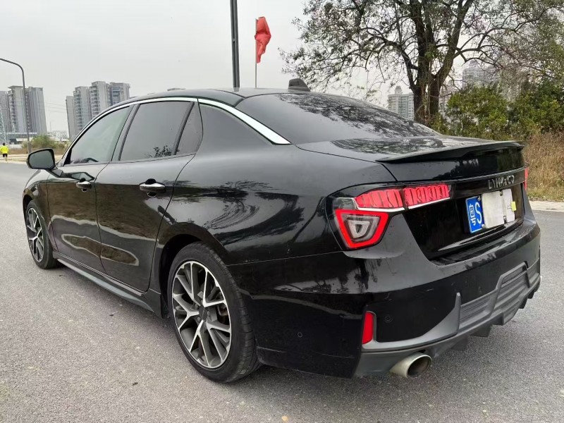 江门19年领克037