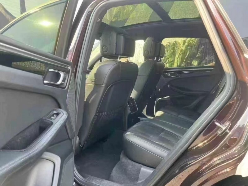 广州17年保时捷Macan7