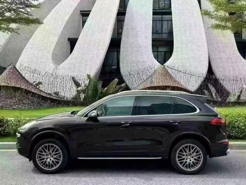 广州15年保时捷卡宴8