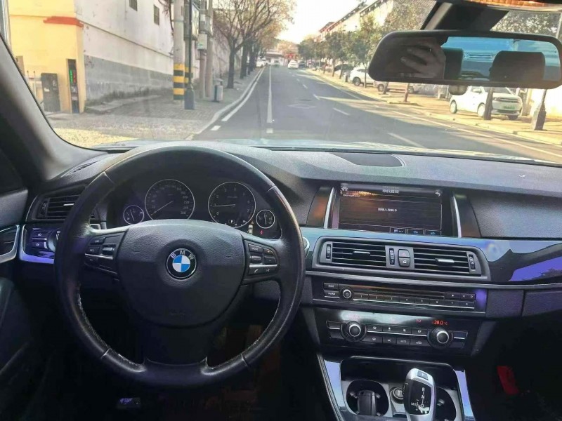 济南15年宝马5系6