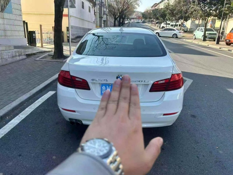 济南15年宝马5系9