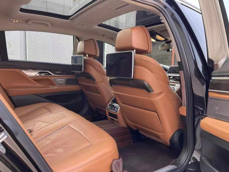 徐州17年宝马7系6