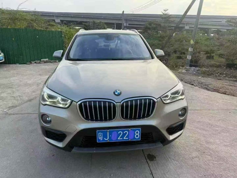 中山18年宝马X11