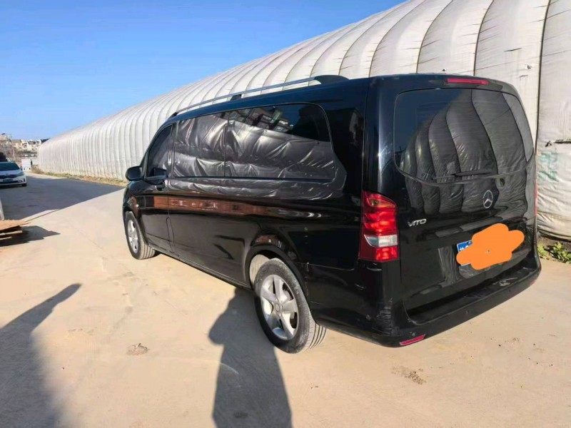 徐州18年奔驰威霆2