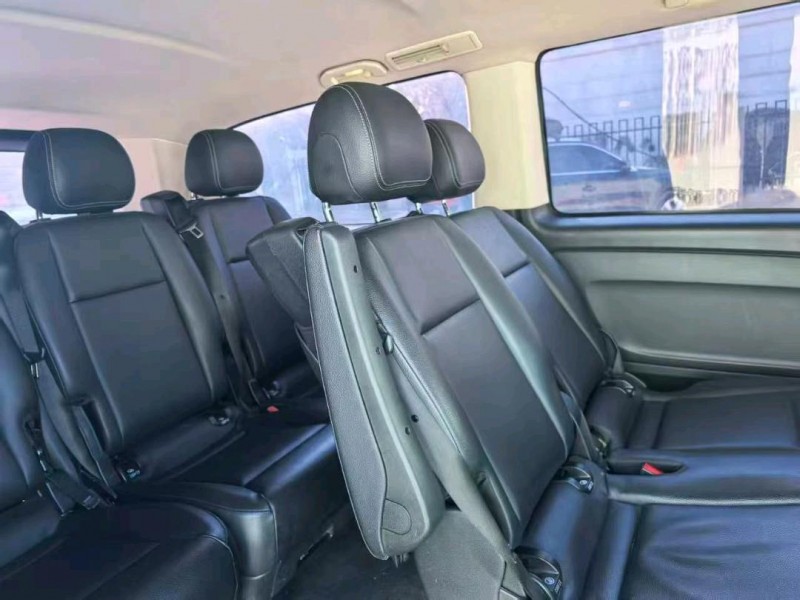 徐州18年奔驰威霆8