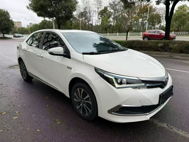 娄底21年丰田卡罗拉3