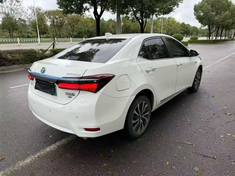 娄底21年丰田卡罗拉8