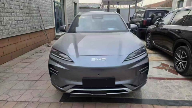 石家庄25年比亚迪宋3