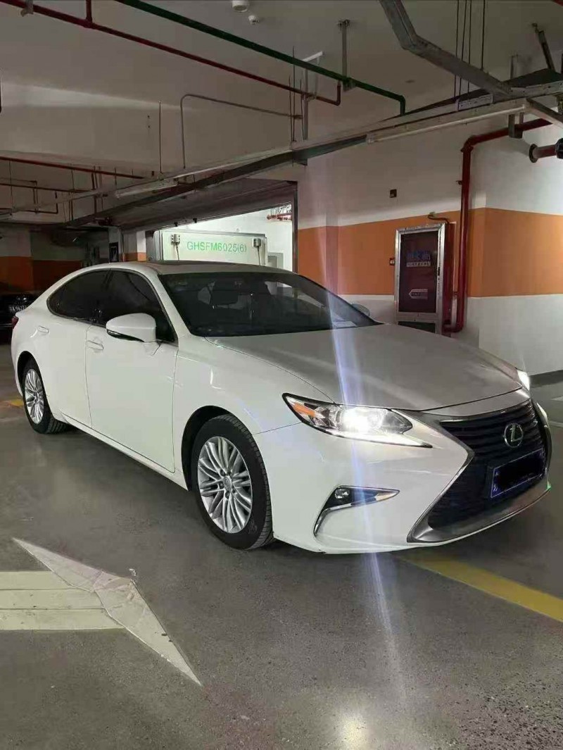 徐州15年雷克萨斯ES3