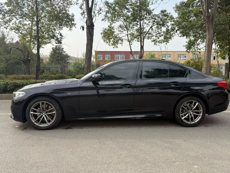 娄底19年宝马5系7