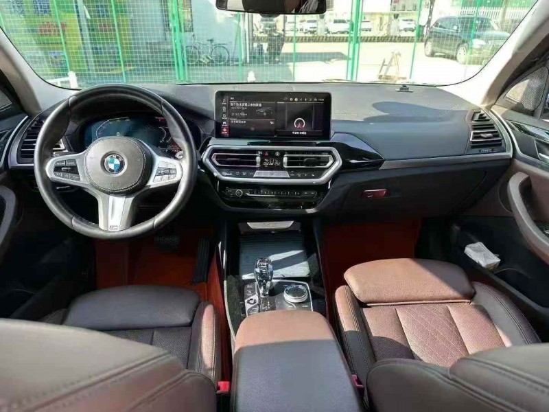 金华22年宝马X36