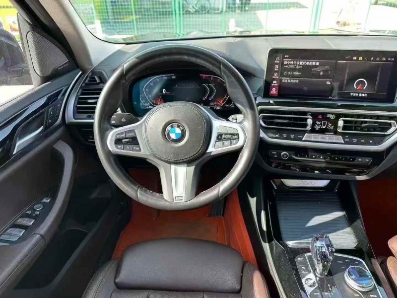 金华22年宝马X39