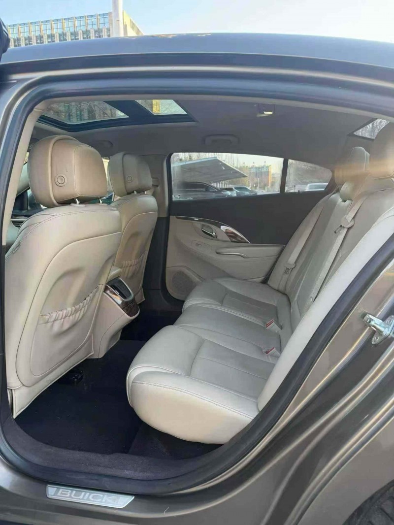 邯郸15年别克君越6