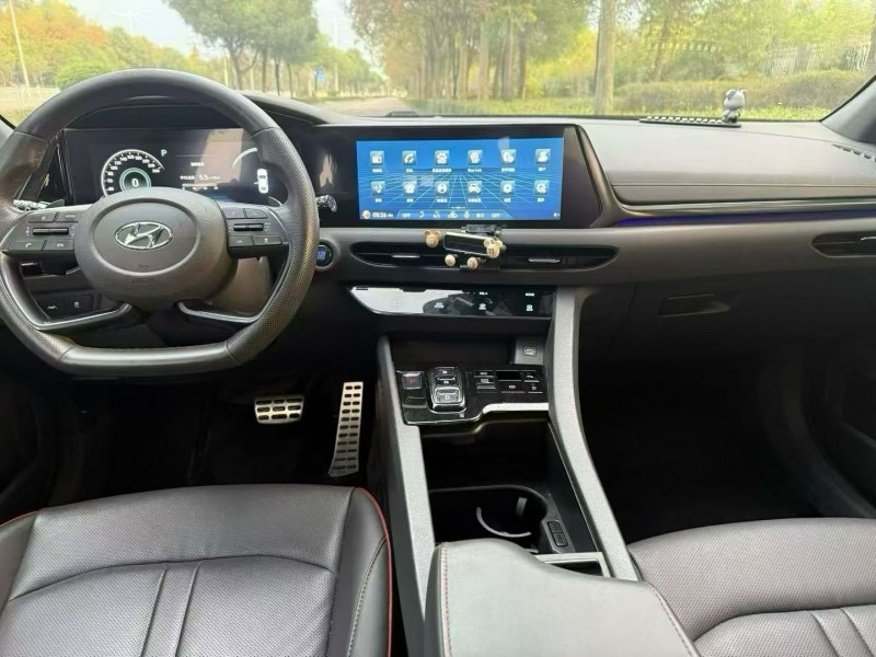 娄底20年现代索纳塔6