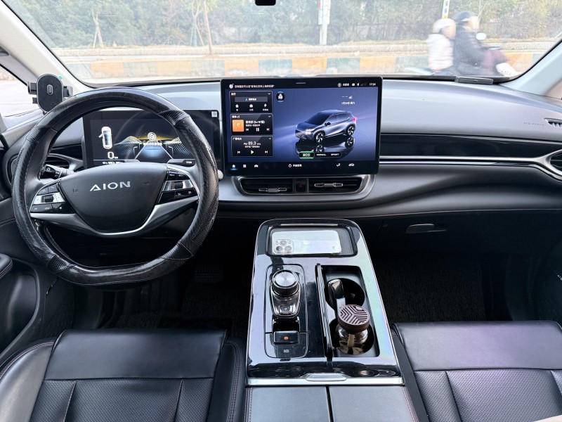 潮州22年传祺埃安V5