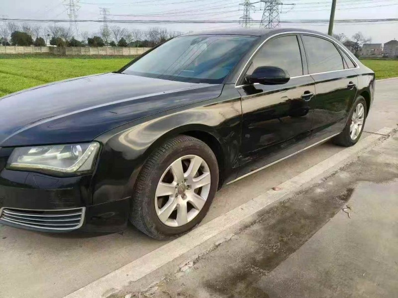 嘉兴12年奥迪A8L3