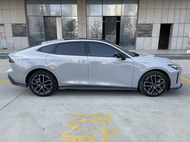 济宁24年长安汽车启源8