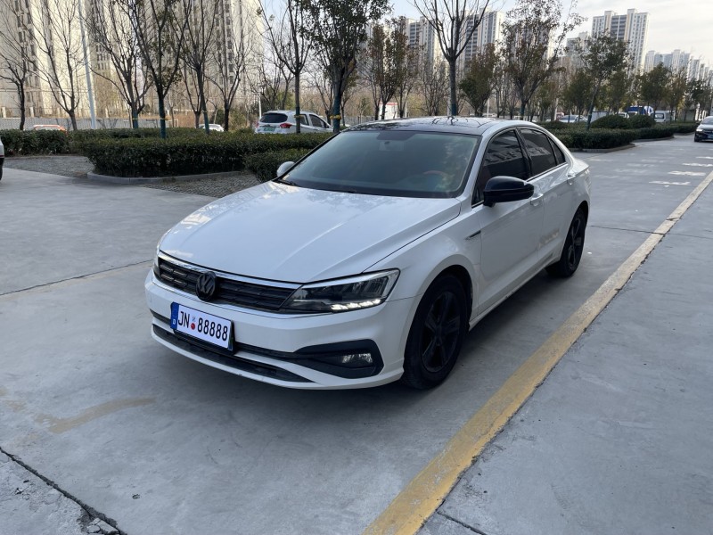 济宁20年大众凌渡2