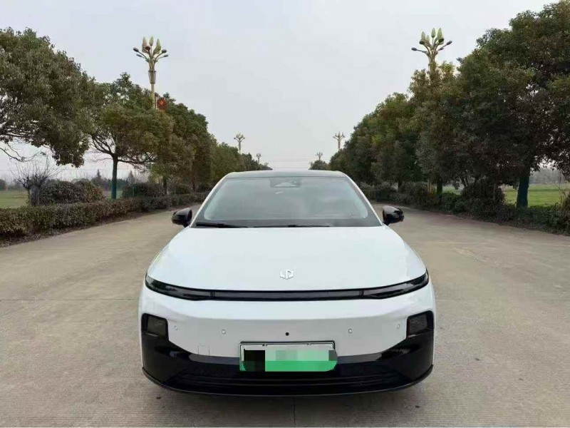 苏州25年零跑汽车C011