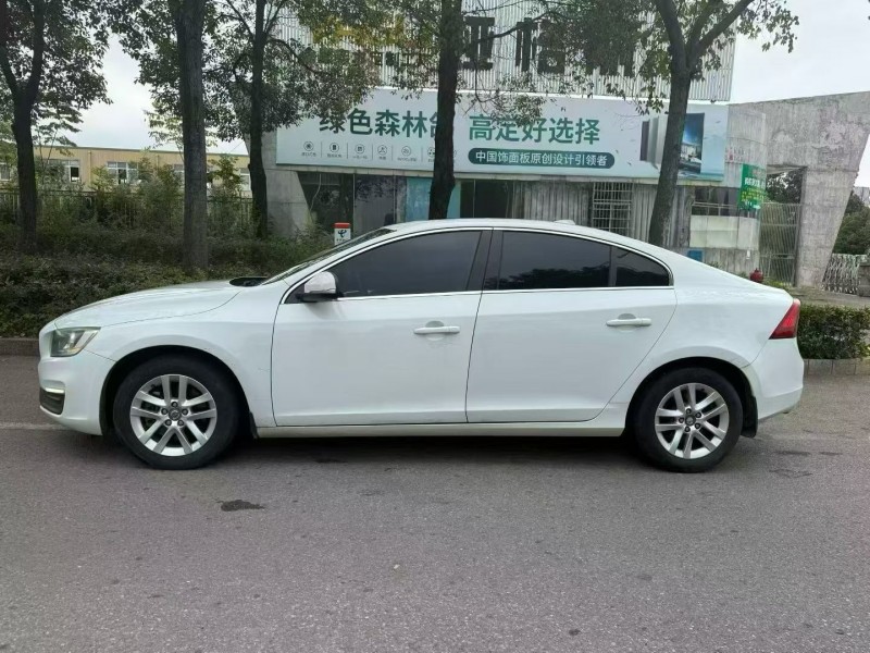 娄底15年沃尔沃S60L7
