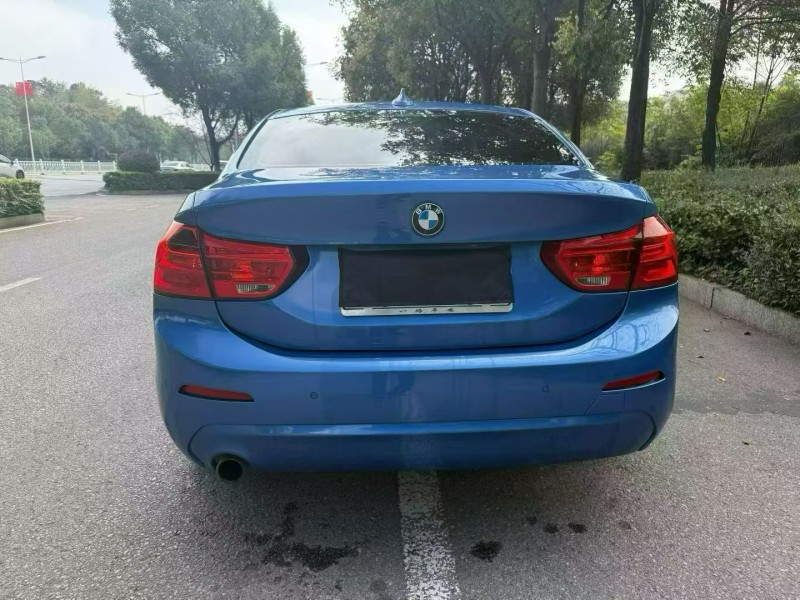 娄底17年宝马1系9