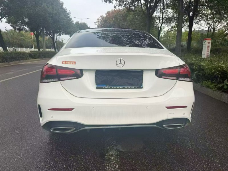 娄底19年奔驰A9