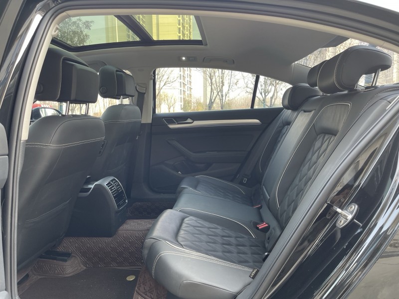 济宁23年大众迈腾6