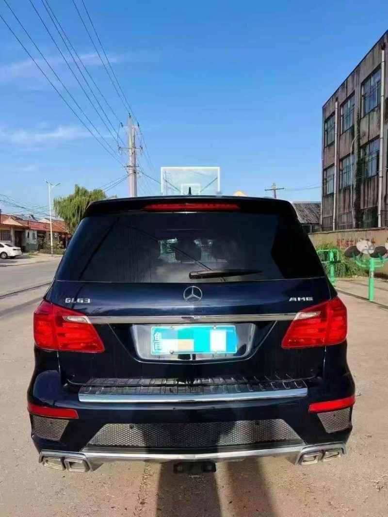 青岛16年奔驰GL9