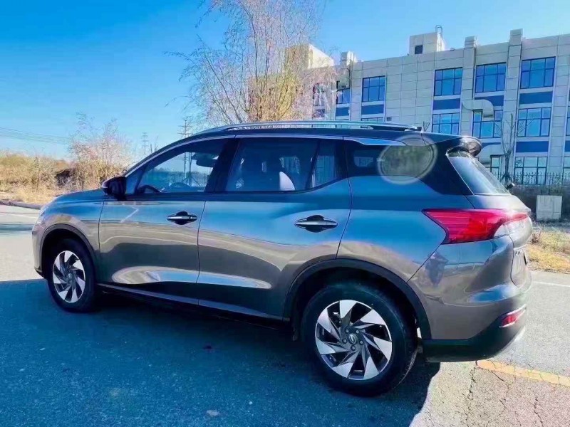 济宁21年传祺GS47