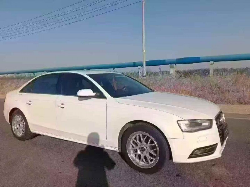 济宁14年奥迪A4L2