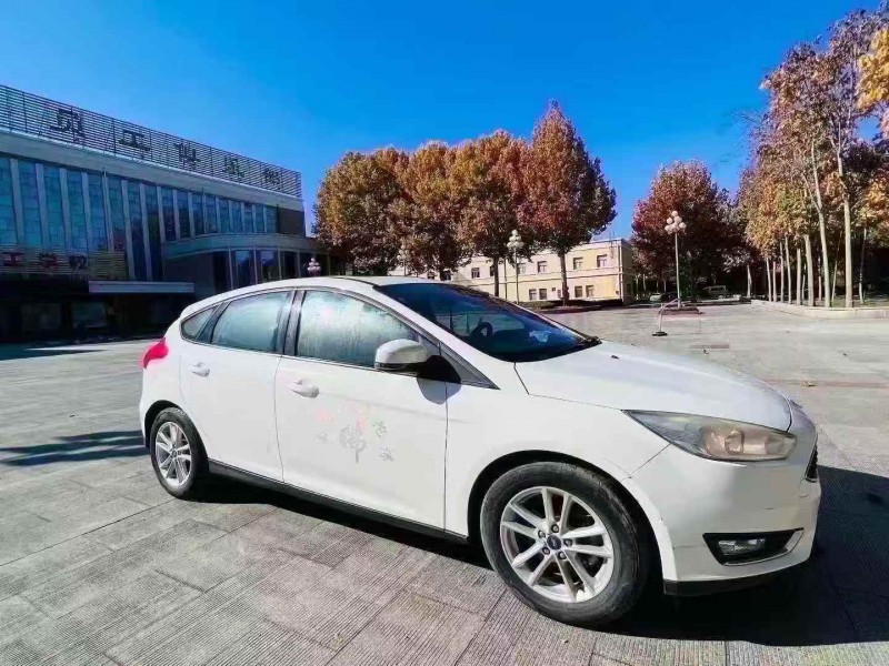 枣庄16年福特福克斯4