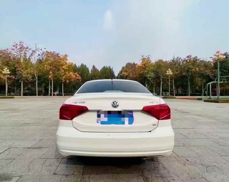 淄博17年大众捷达8