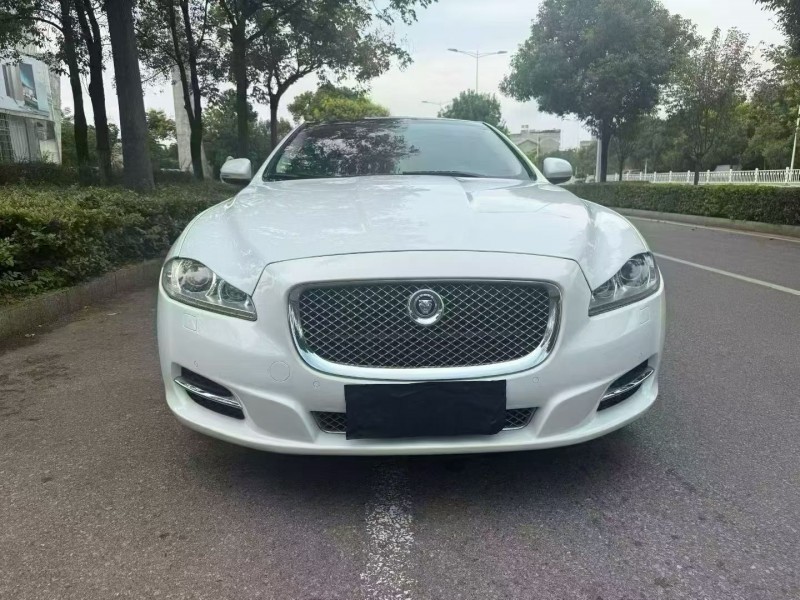 娄底12年捷豹XJL1
