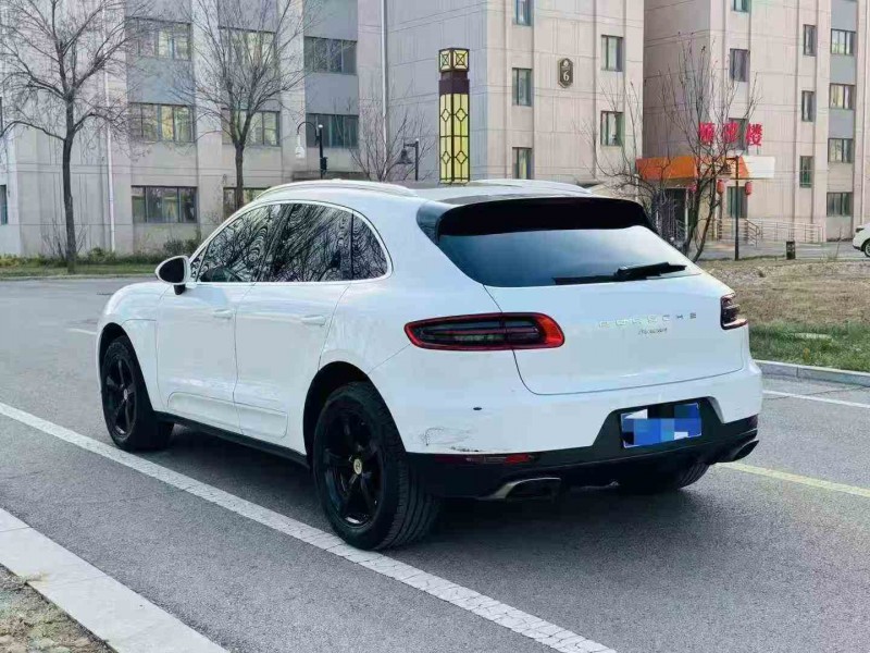 青岛18年保时捷Macan8