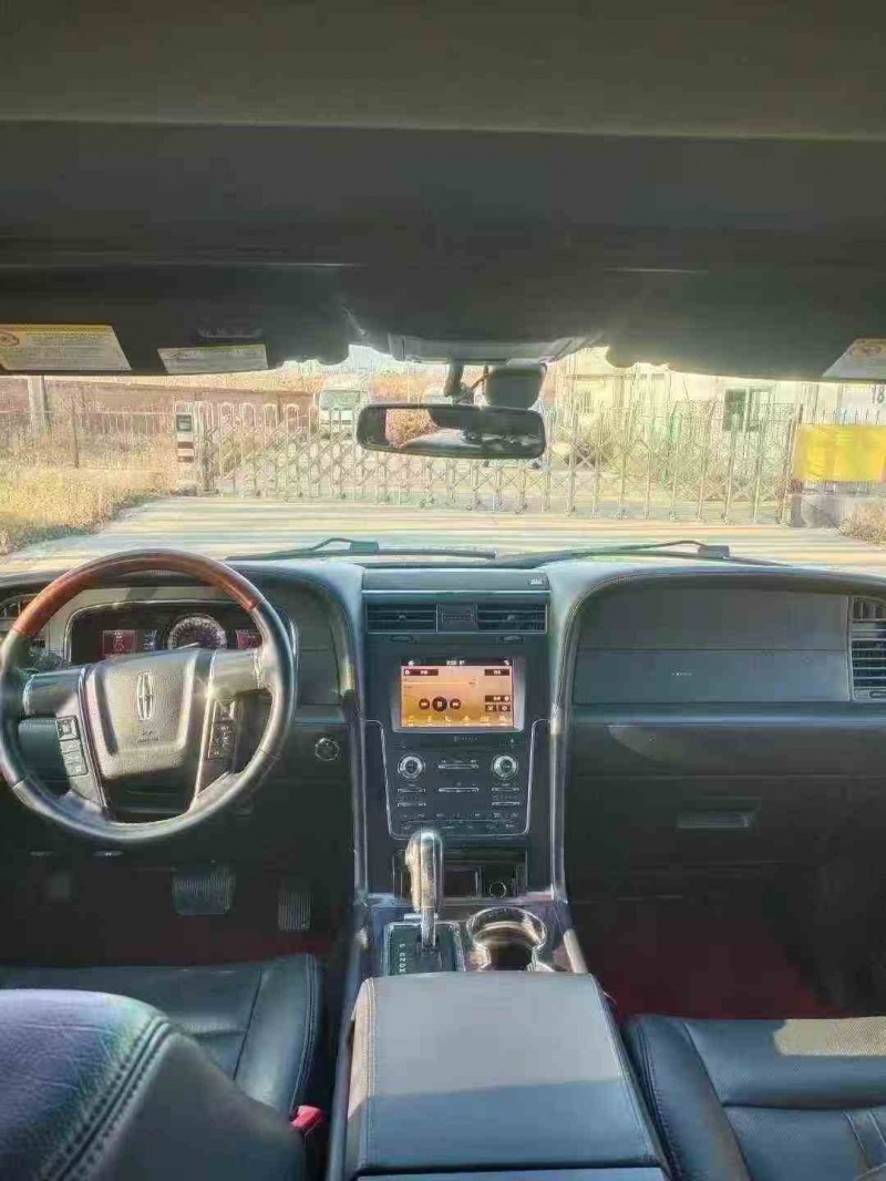 淄博17年林肯领航员5