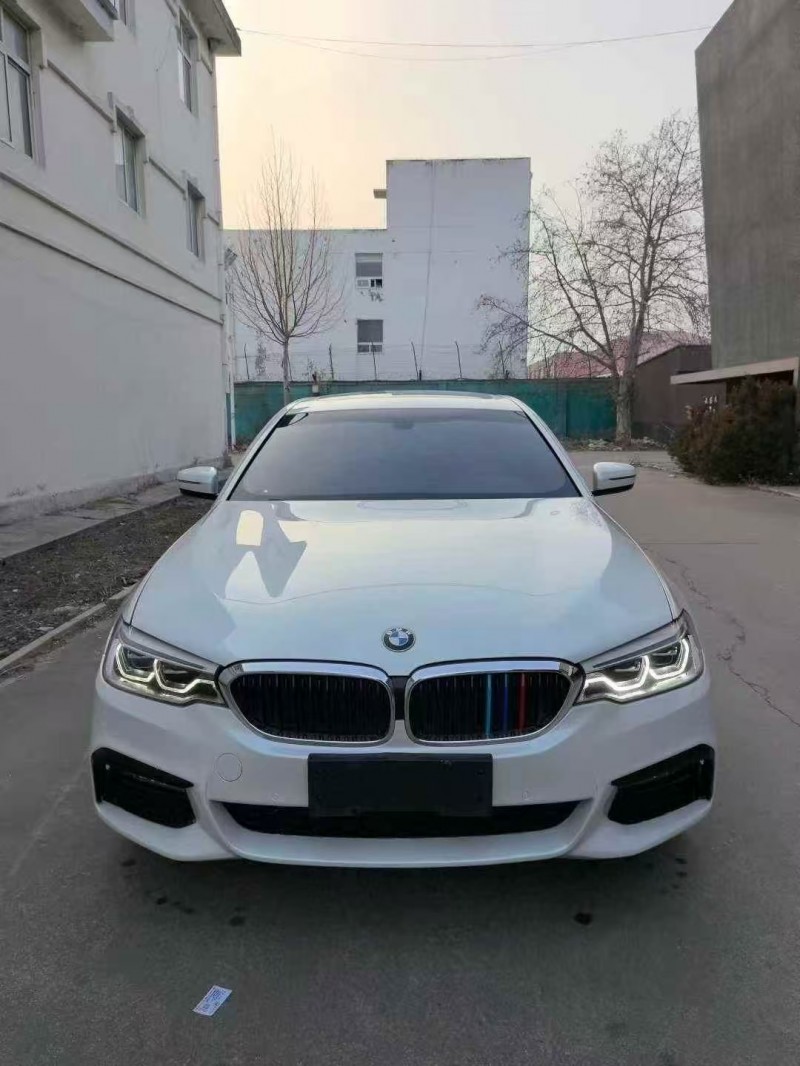 青岛18年宝马5系1