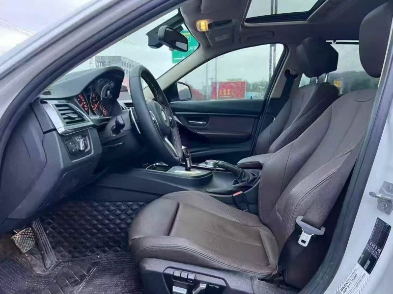 临夏19年宝马3系4