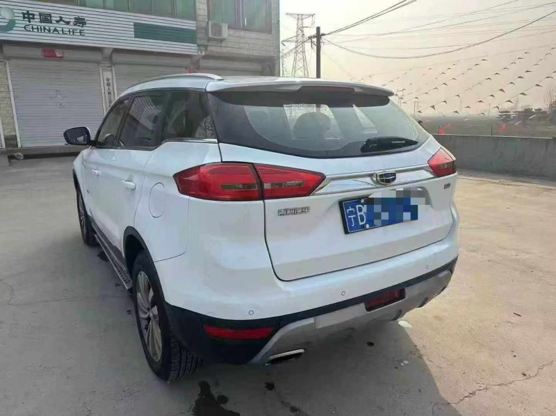 保定17年吉利博越8
