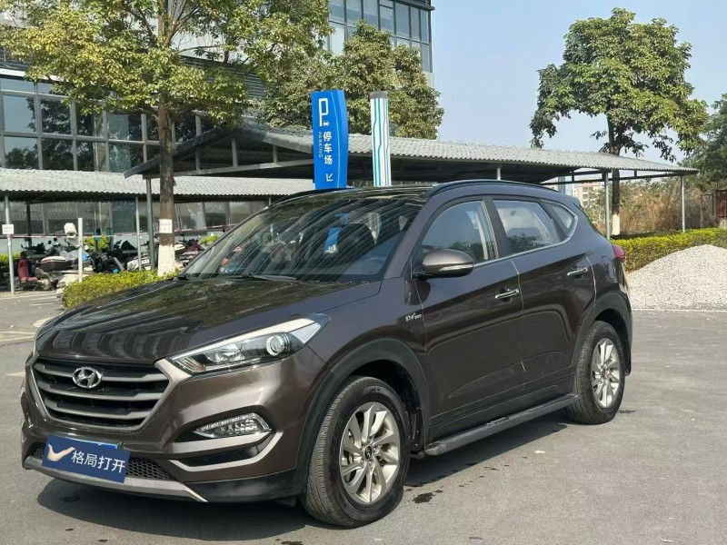 东莞17年现代途胜2