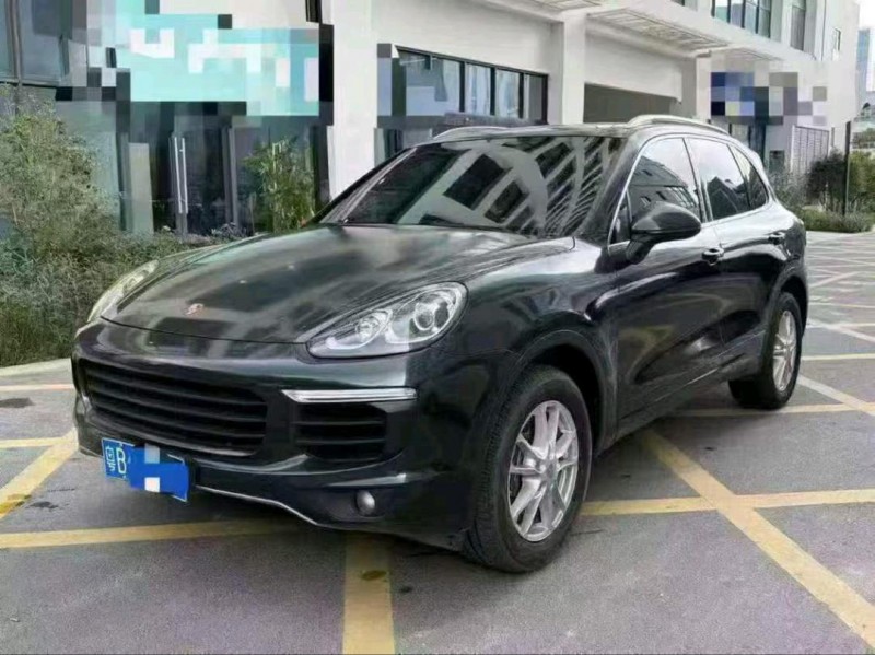 深圳17年保时捷卡宴2